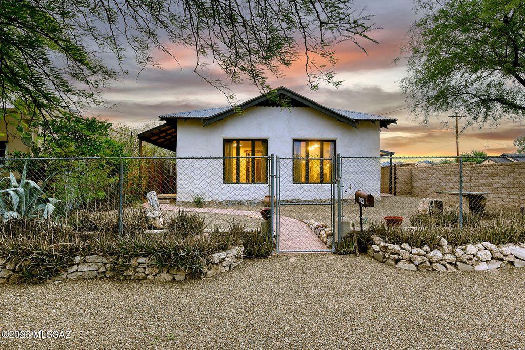 102 W 21st Street, Tucson, AZ 85701
