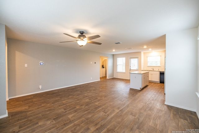 15423 Crimson Topaz, San Antonio, TX 78253