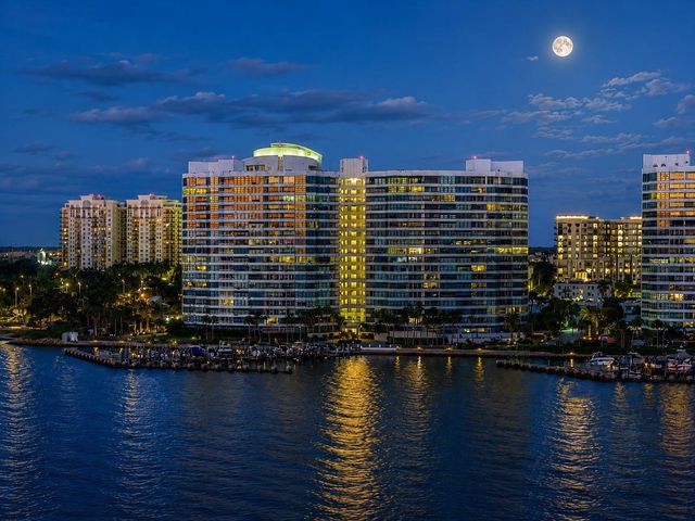 988 BLVD OF THE ARTS 109, Sarasota, FL 34236