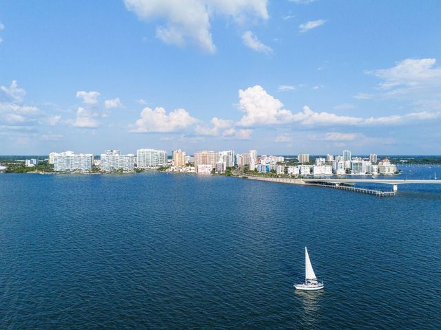 988 BLVD OF THE ARTS 109, Sarasota, FL 34236
