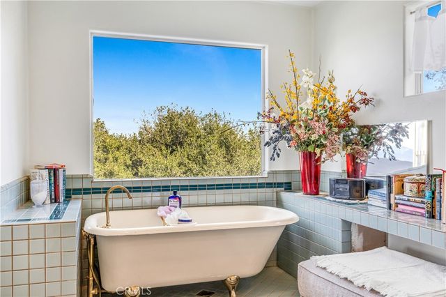 16765 Charro Road, Lake Elsinore, CA 92530