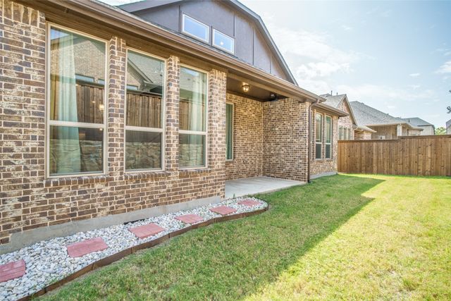 7915 Pimlico Drive, Irving, TX 75063
