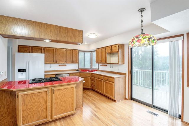8408 129th Avenue SE, Newcastle, WA 98056