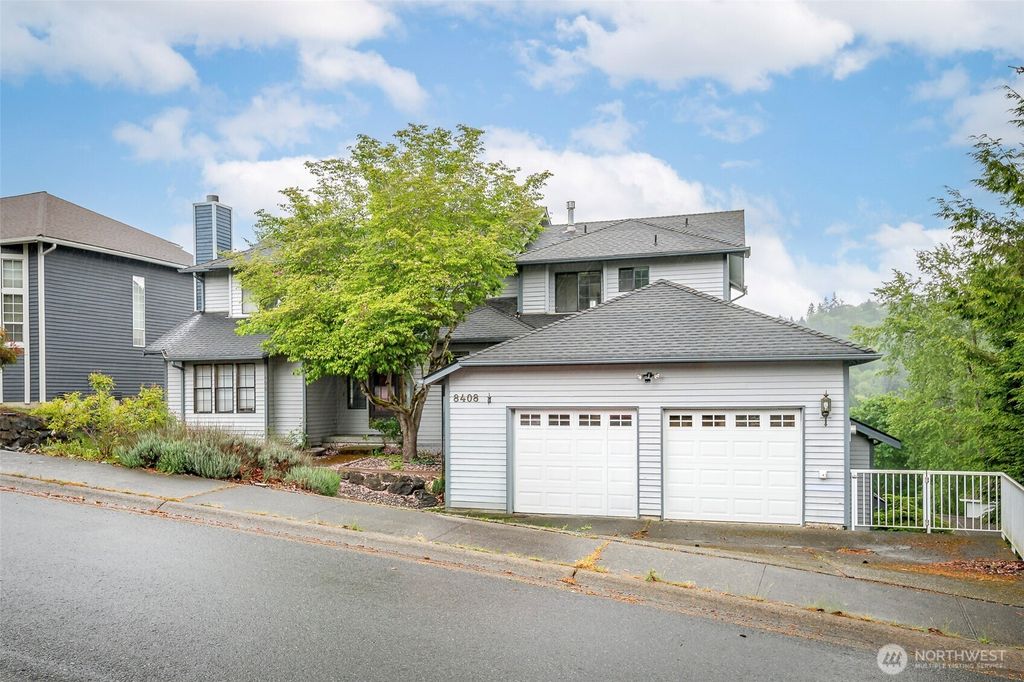 8408 129th Avenue SE, Newcastle, WA 98056