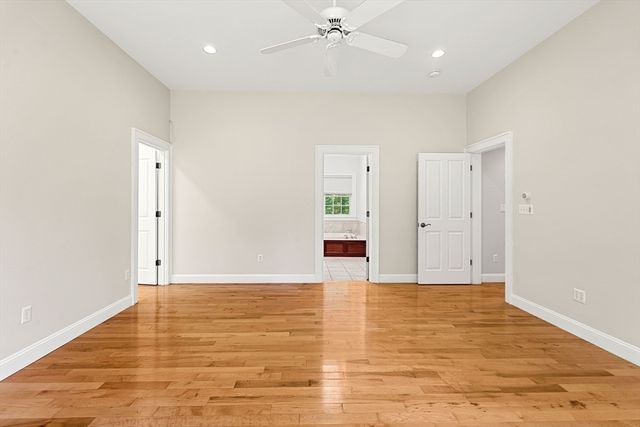 186 Foster St, Littleton, MA 01460