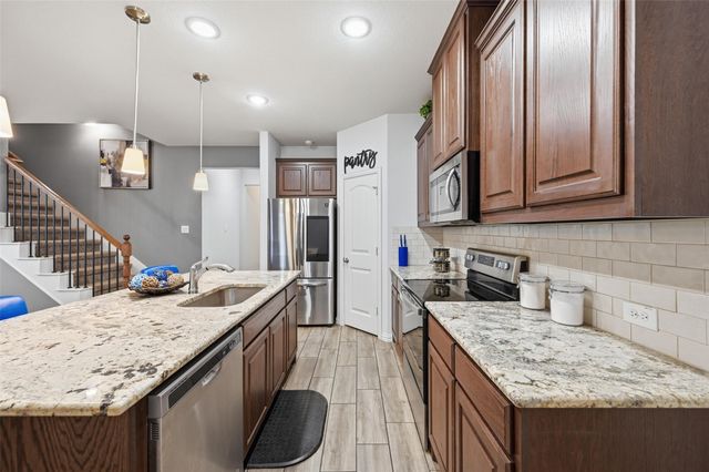 196 Lady Bird Drive, Waxahachie, TX 75165
