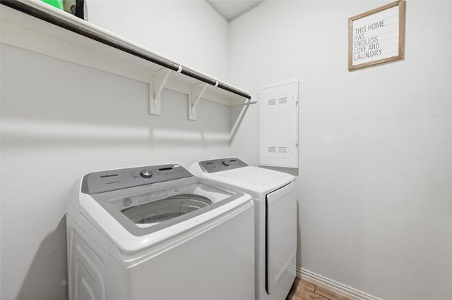 196 Lady Bird Drive, Waxahachie, TX 75165