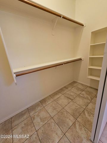 6398 W Rosamond Way, Tucson, AZ 85743