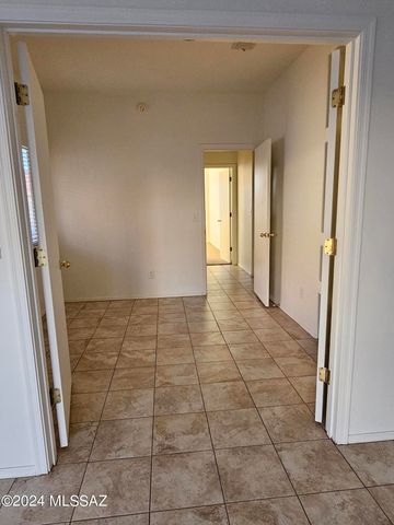 6398 W Rosamond Way, Tucson, AZ 85743