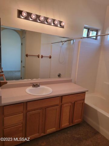 6398 W Rosamond Way, Tucson, AZ 85743