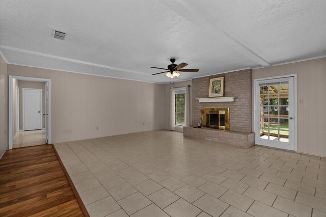 137 Honeysuckle, Beckville, TX 75631