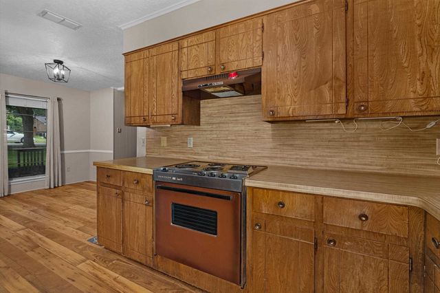 137 Honeysuckle, Beckville, TX 75631