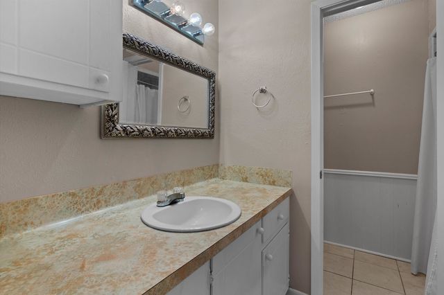 137 Honeysuckle, Beckville, TX 75631