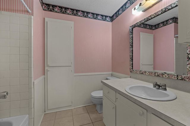 137 Honeysuckle, Beckville, TX 75631
