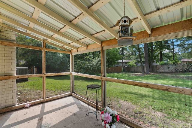 137 Honeysuckle, Beckville, TX 75631