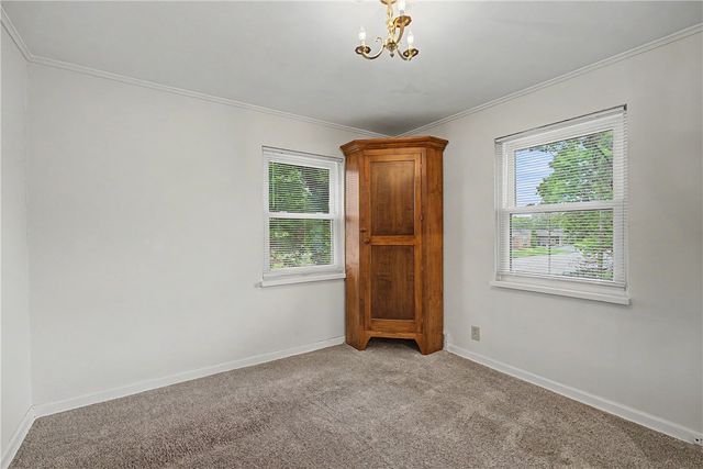 100 Greendale Drive, Kettering, OH 45429