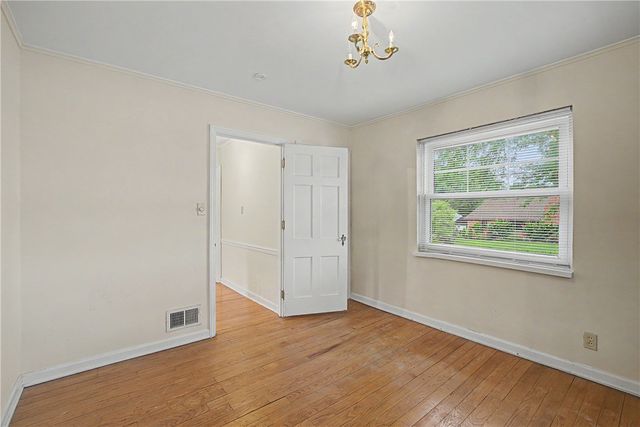 100 Greendale Drive, Kettering, OH 45429