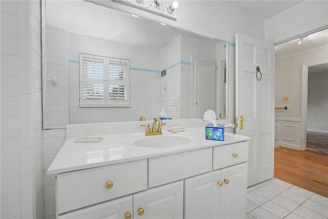 100 Greendale Drive, Kettering, OH 45429