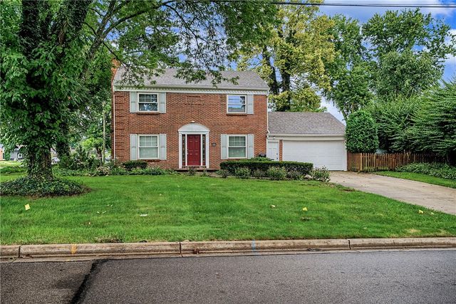 100 Greendale Drive, Kettering, OH 45429