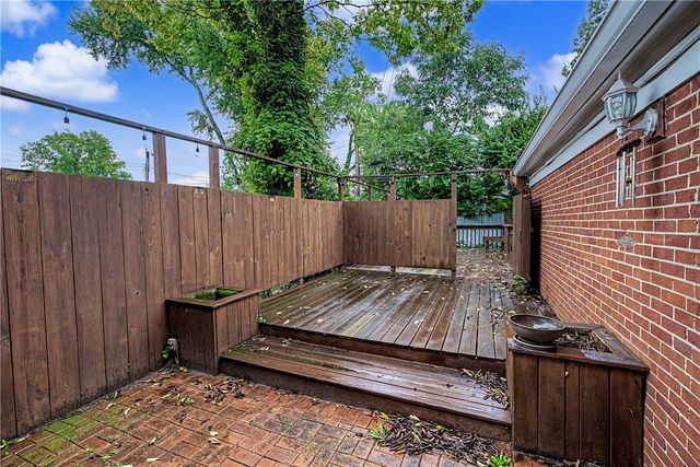 100 Greendale Drive, Kettering, OH 45429