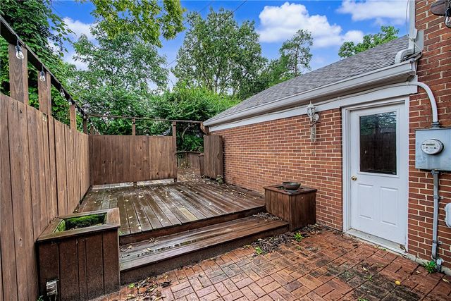 100 Greendale Drive, Kettering, OH 45429