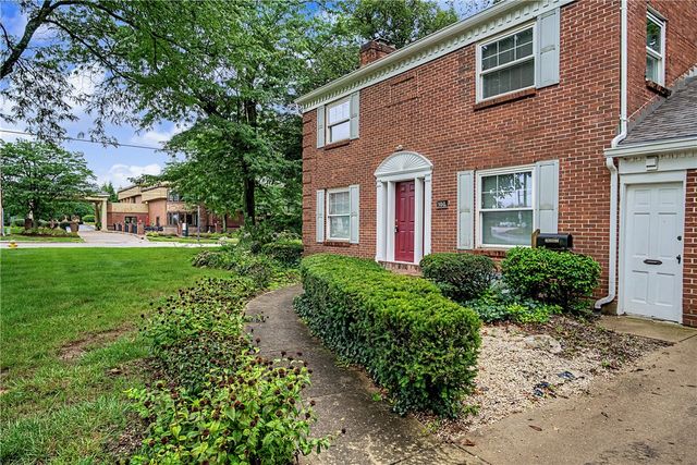 100 Greendale Drive, Kettering, OH 45429