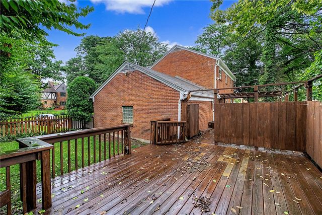 100 Greendale Drive, Kettering, OH 45429