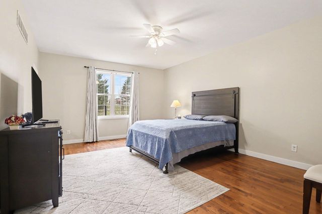 183 Abbington Circle, Battle Creek City, MI 49015