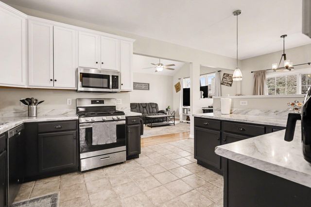 183 Abbington Circle, Battle Creek City, MI 49015
