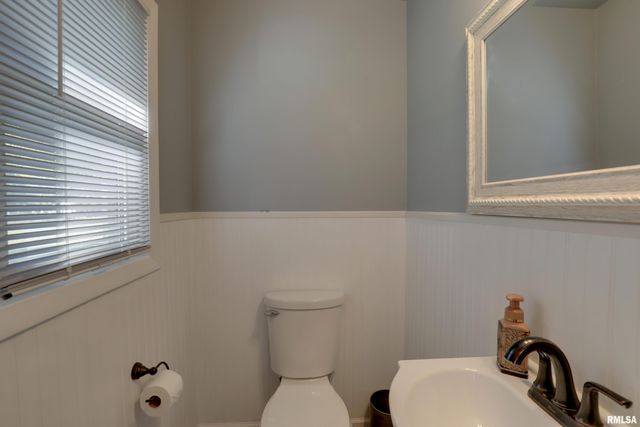 1524 Hamann Lane, Quincy, IL 62305