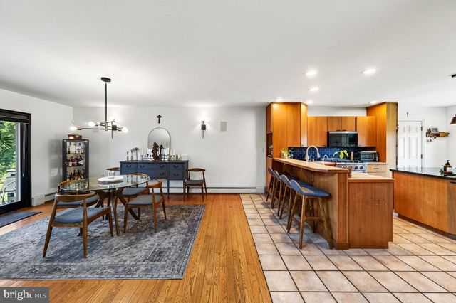 12 STONY RIDGE DR, Mertztown, PA 19539
