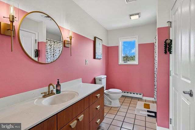 12 STONY RIDGE DR, Mertztown, PA 19539