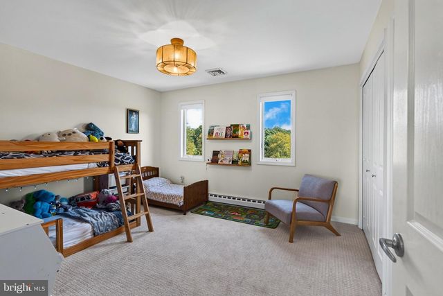 12 STONY RIDGE DR, Mertztown, PA 19539