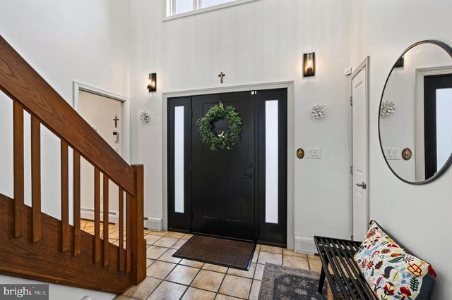12 STONY RIDGE DR, Mertztown, PA 19539
