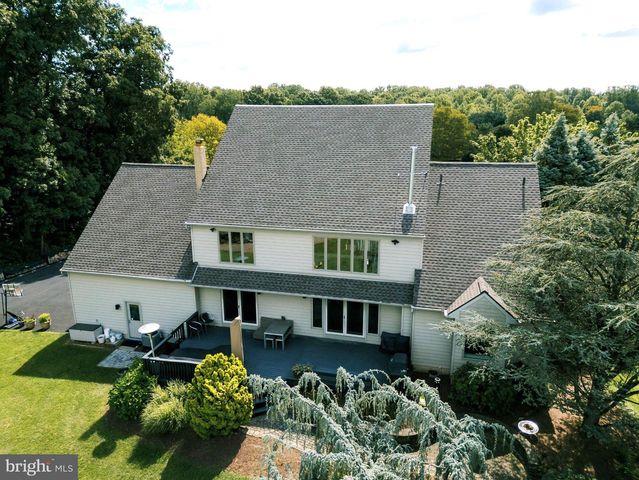 12 STONY RIDGE DR, Mertztown, PA 19539