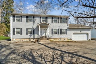110 Edgewood Ave, Green Brook Twp., NJ 08812