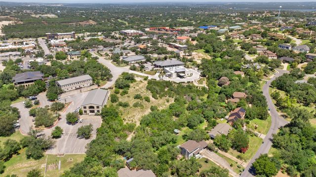 9 Lakeway Centre CT, Lakeway, TX 78734