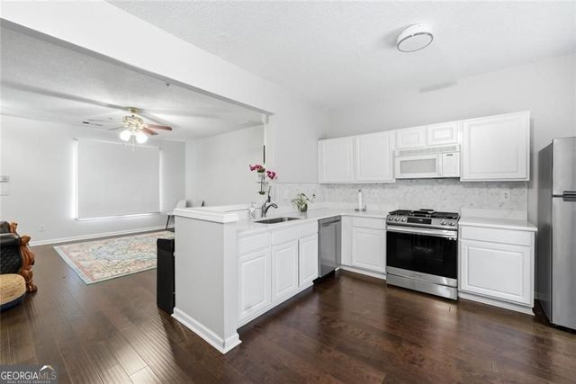 2290 Whitestone Place, Alpharetta, GA 30005