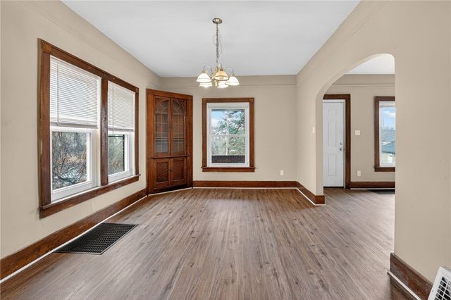 1170 Grandview Ave, Braddock Hills, PA 15104