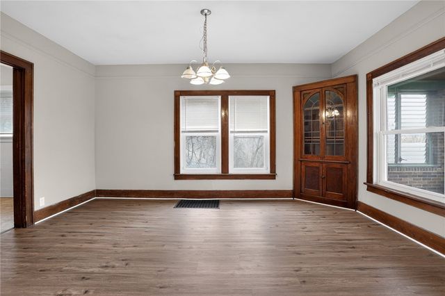 1170 Grandview Ave, Braddock Hills, PA 15104