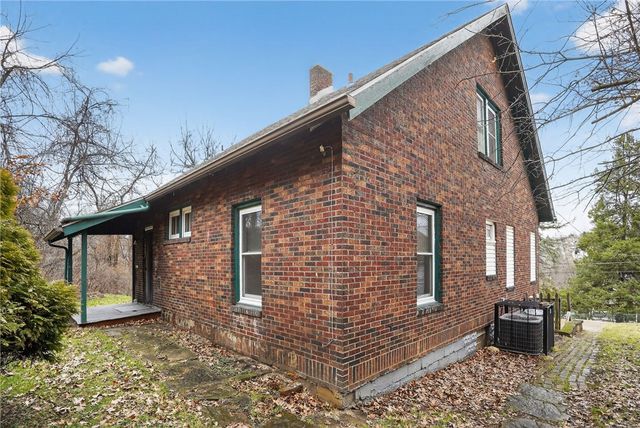 1170 Grandview Ave, Braddock Hills, PA 15104