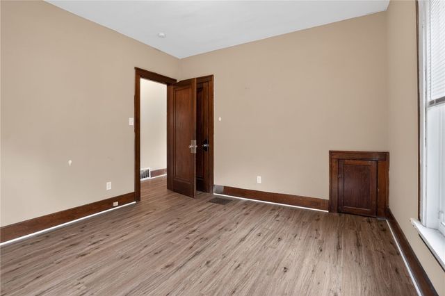 1170 Grandview Ave, Braddock Hills, PA 15104