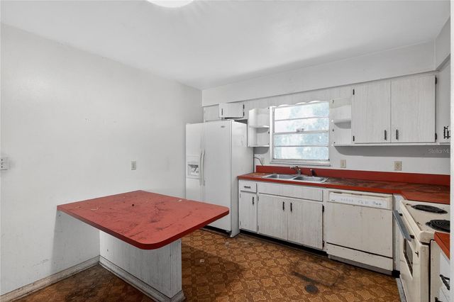 320 LAKE MILLSITE ROAD, Bartow, FL 33830