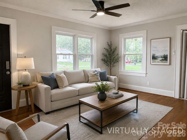 802 3rd Street SE, Conover, NC 28613