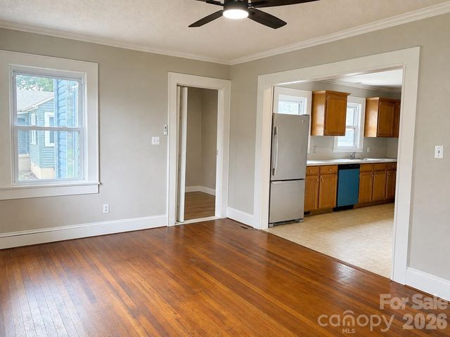 802 3rd Street SE, Conover, NC 28613