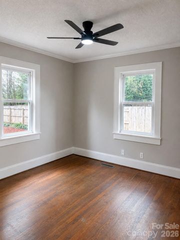 802 3rd Street SE, Conover, NC 28613