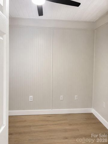 802 3rd Street SE, Conover, NC 28613