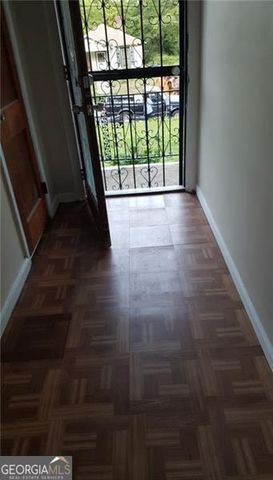 612 Center Hill Avenue NW, Atlanta, GA 30318