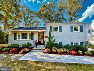 421 LINCOLN AVE, Falls Church, VA 22046