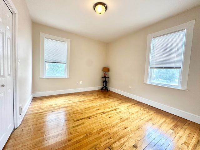 132 Rhode Island Avenue, Manchester, NH 03104